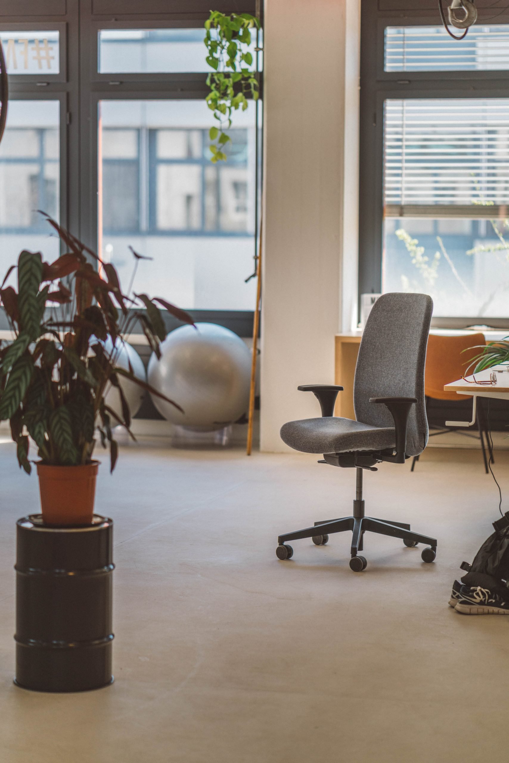 Office impression